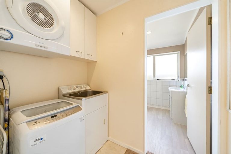 Photo of property in Kowhai Court, 3/17 John Street, Trentham, Upper Hutt, 5018