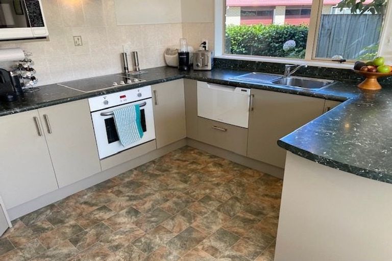 Photo of property in Rangeview Villas, 56/9 Fuller Close, Levin, 5510