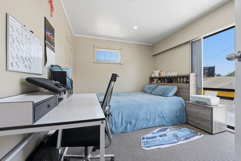 Photo of property in 69 Holmes Road, Manurewa, Auckland, 2102
