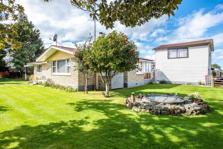 Photo of property in 28 Lavenham Road, Patutahi, Gisborne, 4072