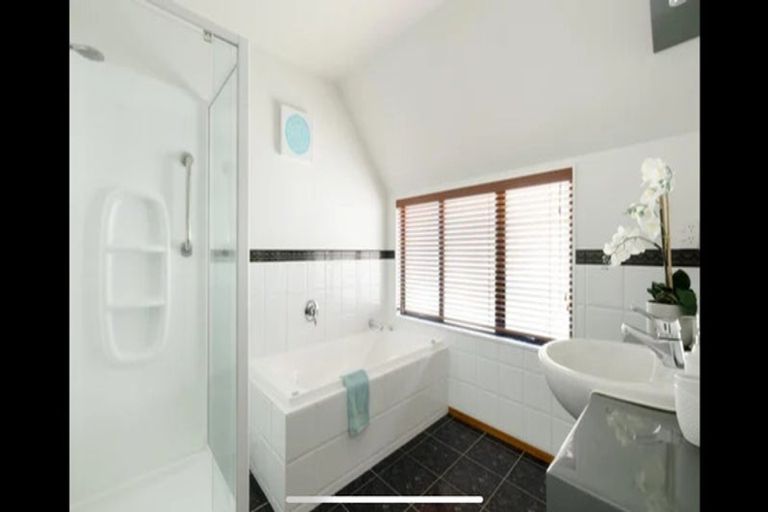 Photo of property in 4/20 Commons Avenue, Mount Maunganui, 3116