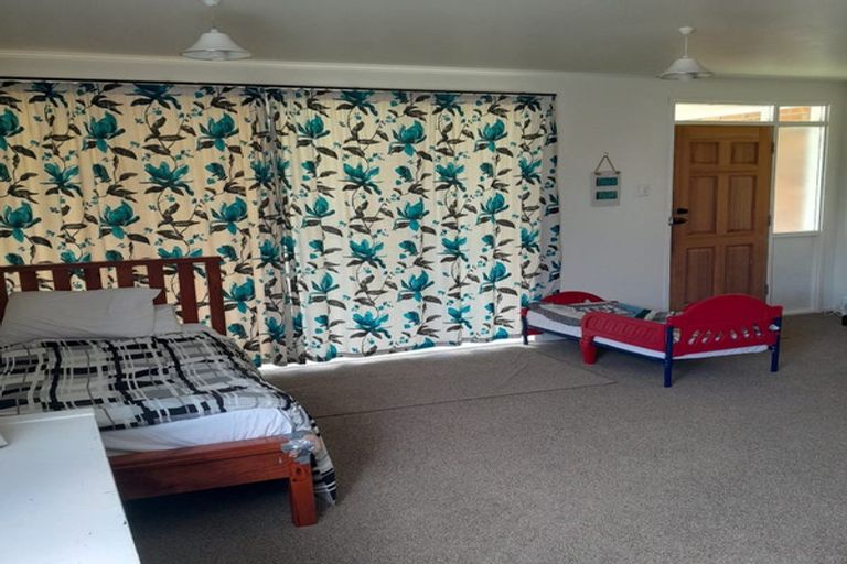 Photo of property in 2 Te Kamo Street, Ruakaka, 0116