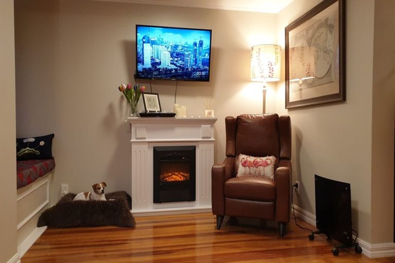 Photo of property in 2/46 South Karori Road, Karori, Wellington, 6012