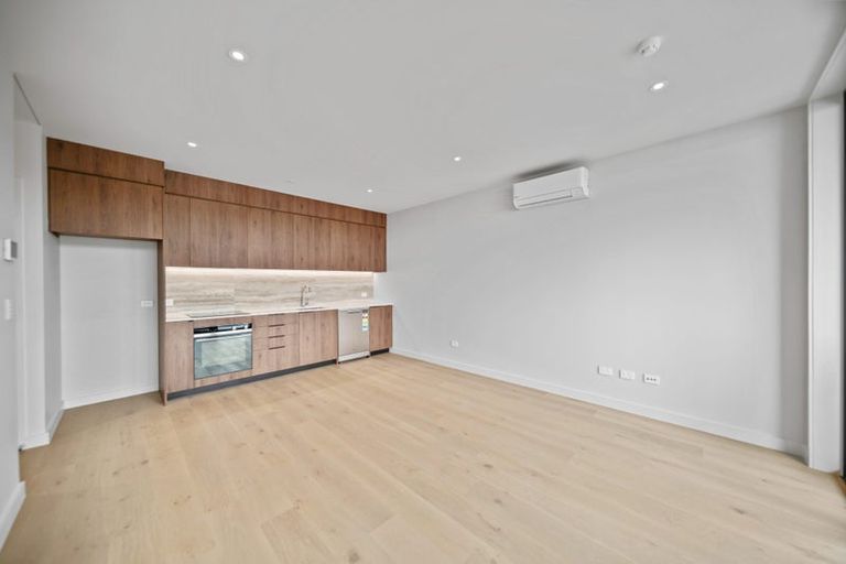 Photo of property in 209/21 Pennant Street, Long Bay, 0630