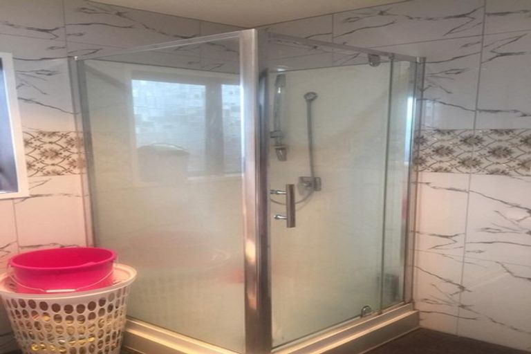 Photo of property in 3/109 Great South Road, Manurewa, Auckland, 2102