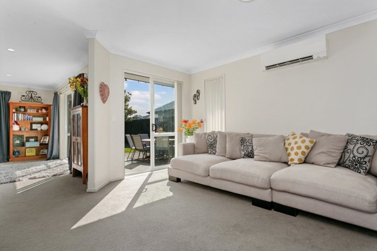 Photo of property in 12 Saffron Street, Cambridge, 3434