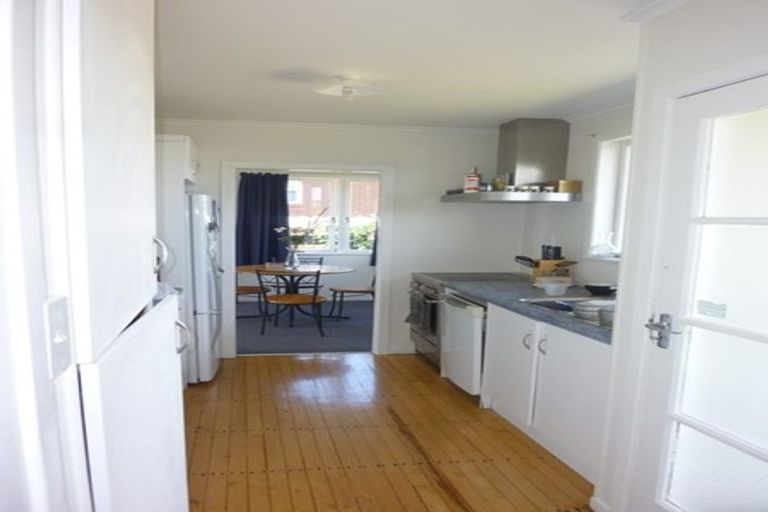 Photo of property in 20 Geordie Street, Henderson, Auckland, 0612