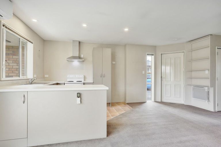 Photo of property in 11/446 Ferry Road, Woolston, Christchurch, 8023