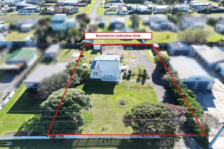 Photo of property in 131 Seabury Avenue, Foxton Beach, Foxton, 4815