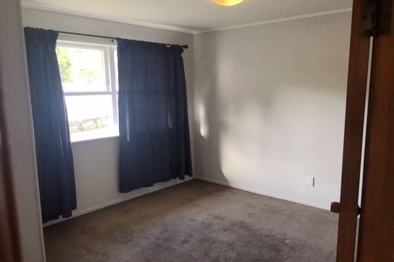 Photo of property in 57 Glendene Avenue, Glendene, Auckland, 0602