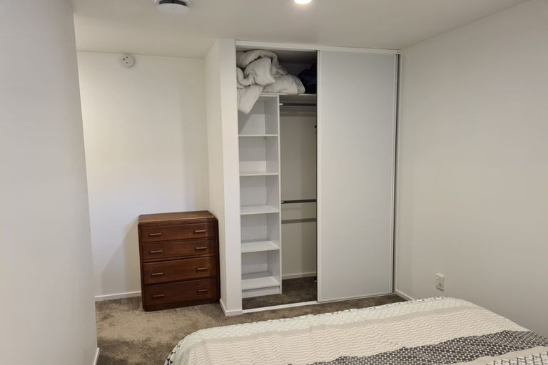 Photo of property in 43 Pleasant Road, Glen Eden, Auckland, 0602