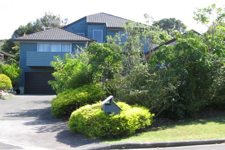 Photo of property in 7 Highwood Grove, Torbay, Auckland, 0630