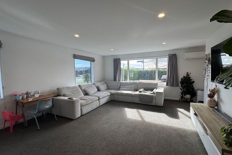 Photo of property in 67 Georgina Street, Marshland, Christchurch, 8083