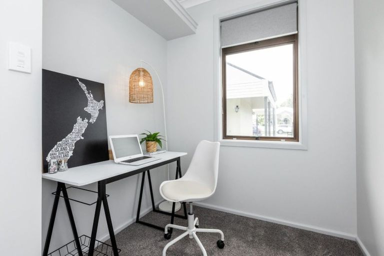 Photo of property in 14 Church Road, Taradale, Napier, 4112