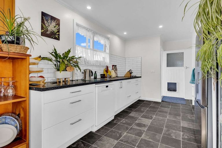 Photo of property in 709 Anson Street, Mayfair, Hastings, 4122