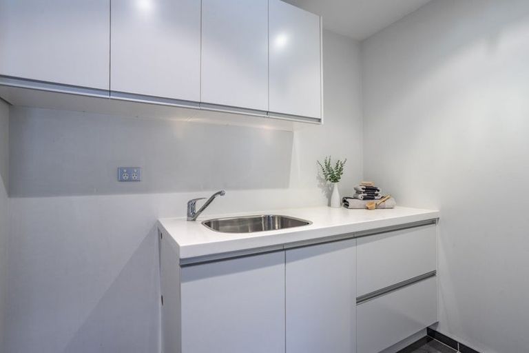 Photo of property in 1 Tommy Street, Pegasus, 7612