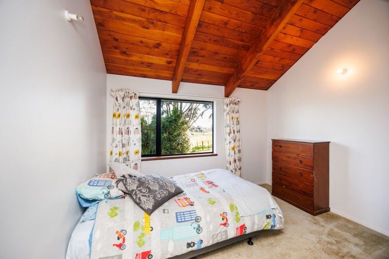 Photo of property in 232 Hendersons Line, Kelvin Grove, Palmerston North, 4470