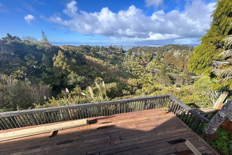 Photo of property in 645-649 South Titirangi Road, Titirangi, Auckland, 0604