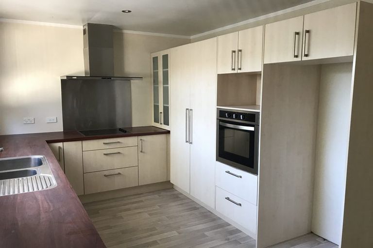 Photo of property in 24 Fife Crescent, Tamatea, Napier, 4112