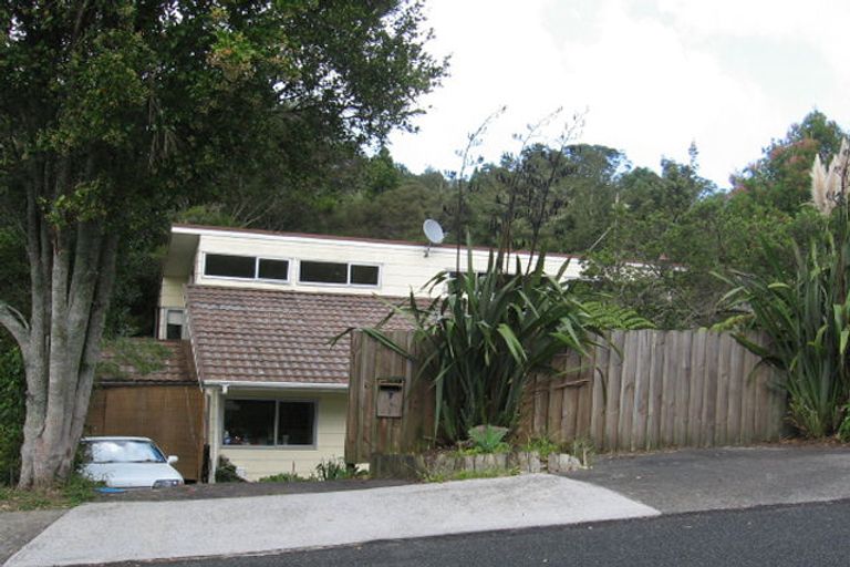 Photo of property in 7 Caram Place, Birkenhead, Auckland, 0626