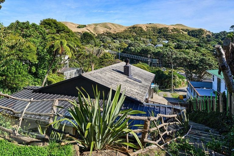 Photo of property in 5 Takutai Road, Pukerua Bay, 5026