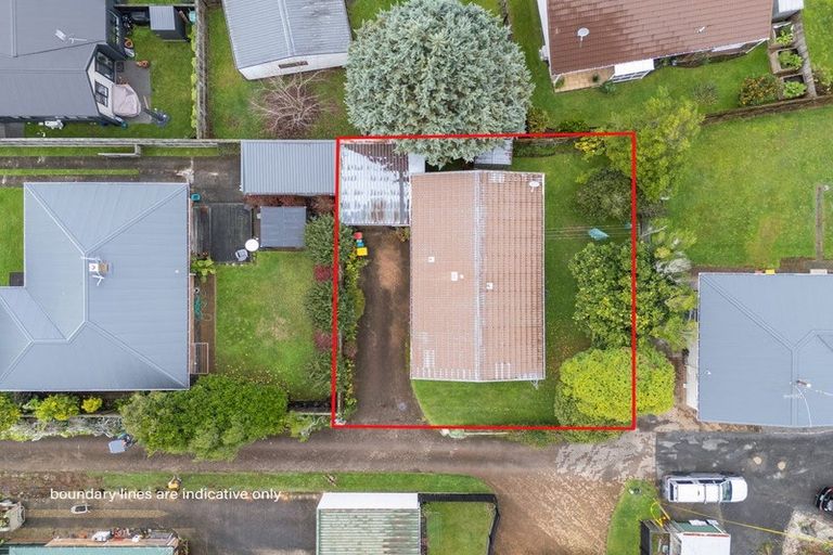 Photo of property in 1a Taylor Terrace, St Andrews, Hamilton, 3200