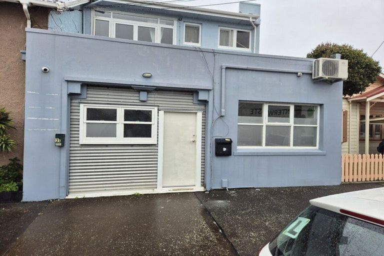 Photo of property in 3 Cruickshank Street, Kilbirnie, Wellington, 6022