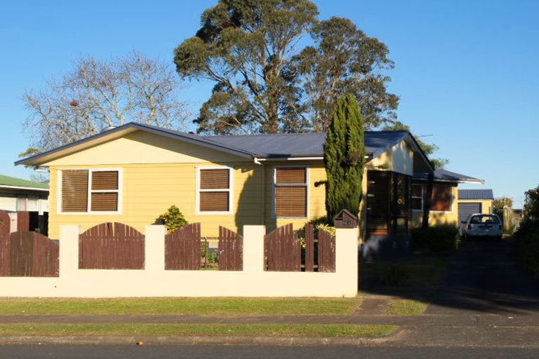 Photo of property in 51 Mckinstry Avenue, Mangere East, Auckland, 2024