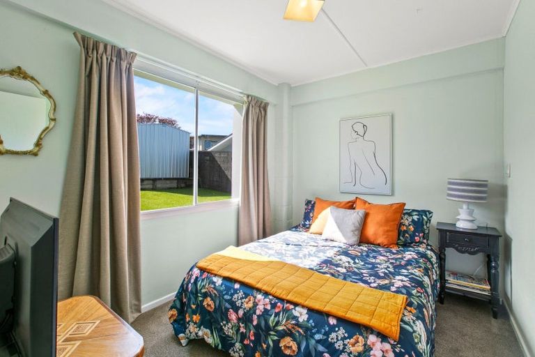 Photo of property in 225b Tukapa Street, Westown, New Plymouth, 4310