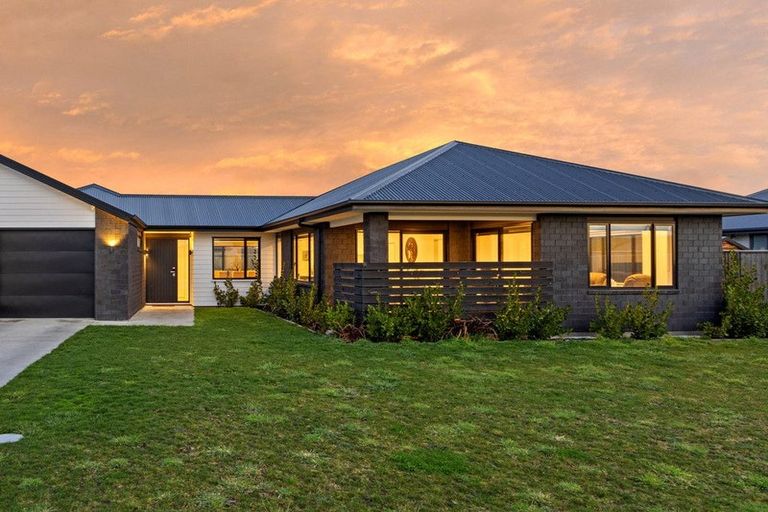 Photo of property in 15 Lanner Drive, Rolleston, 7615