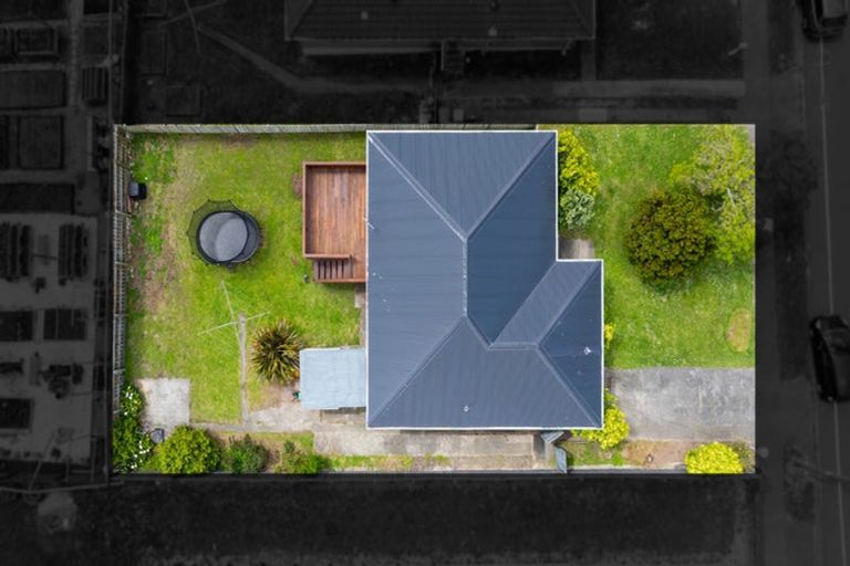 Photo of property in 53 Castor Crescent, Cannons Creek, Porirua, 5024