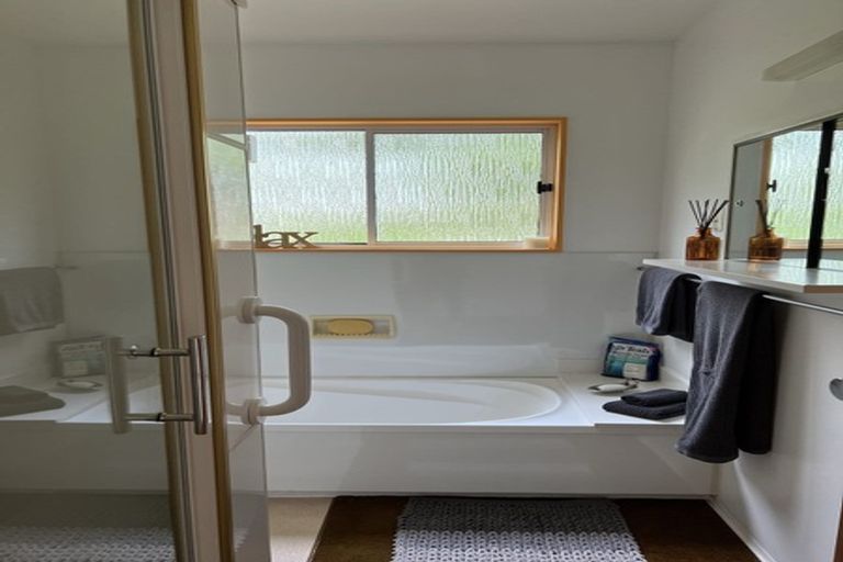 Photo of property in 10a Aorangi Road, Paraparaumu, 5032