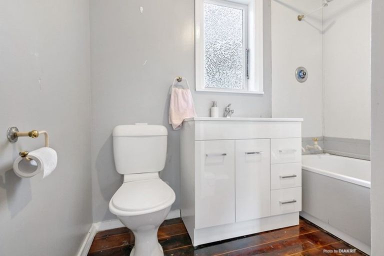 Photo of property in 63 Overtoun Terrace, Hataitai, Wellington, 6021