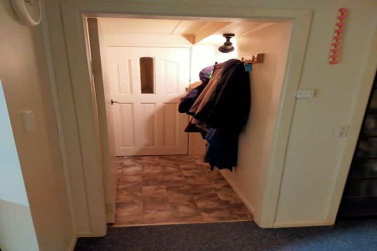 Photo of property in 27 Mccoll Street, Vogeltown, Wellington, 6021