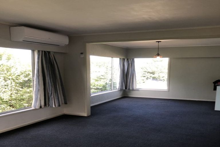 Photo of property in 490 Don Buck Road, Massey, Auckland, 0614