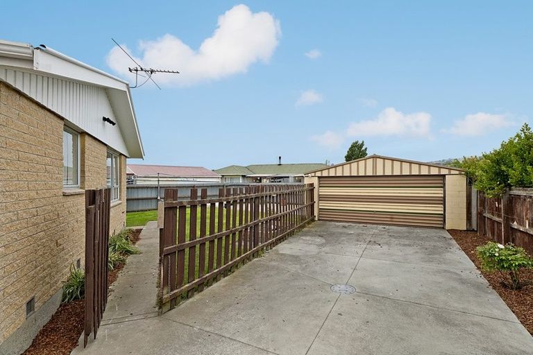 Photo of property in 18 Dunoon Place, Woolston, Christchurch, 8062