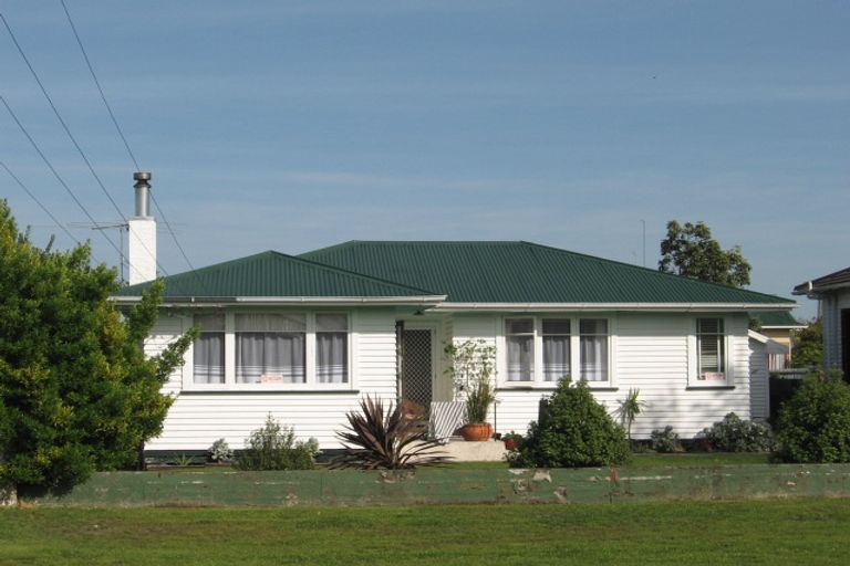 Photo of property in 12 Foster Street, Te Hapara, Gisborne, 4010
