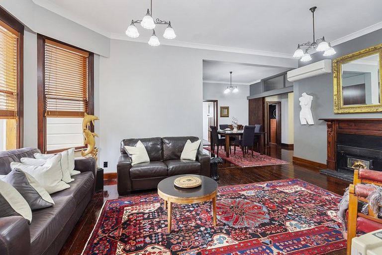 Photo of property in 57 Queens Drive, Lyall Bay, Wellington, 6022