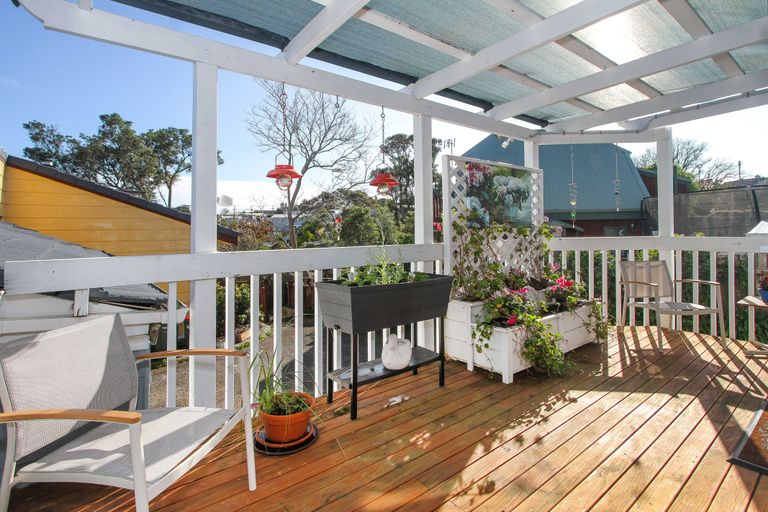 Photo of property in 2/162 Deep Creek Road, Torbay, Auckland, 0630