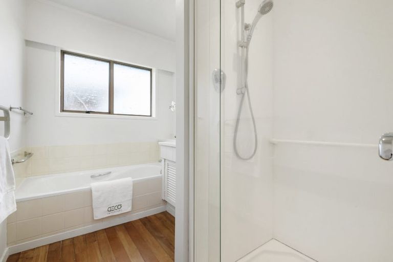 Photo of property in 16 Sydney Street, Hauraki, Auckland, 0622