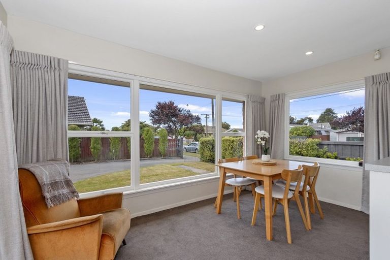 Photo of property in 360 Harewood Road, Bishopdale, Christchurch, 8053