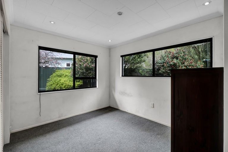 Photo of property in 24 Tainui Terrace, Inglewood, 4330