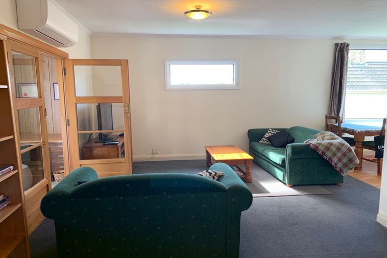 Photo of property in 7 Athol Place, Ravensbourne, Dunedin, 9022