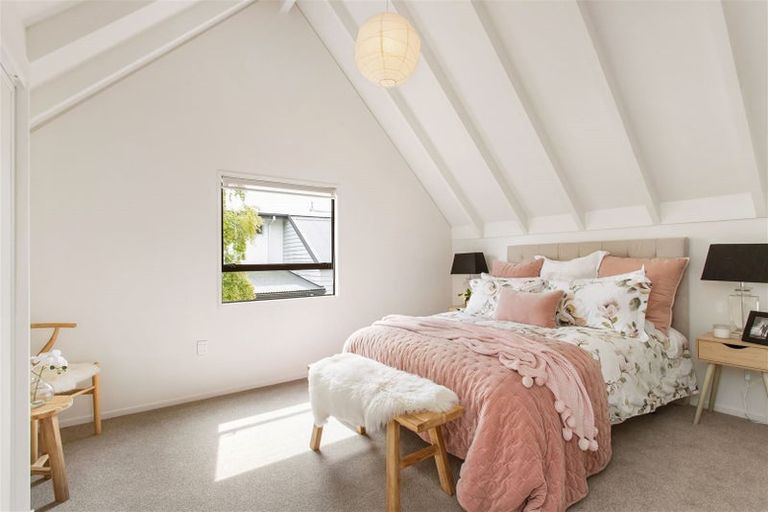 Photo of property in 3/99 Mandeville Street, Riccarton, Christchurch, 8011