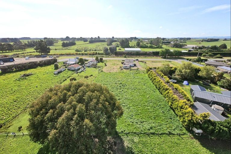 Photo of property in 4 Robertson Street, Woodlands, Invercargill, 9871