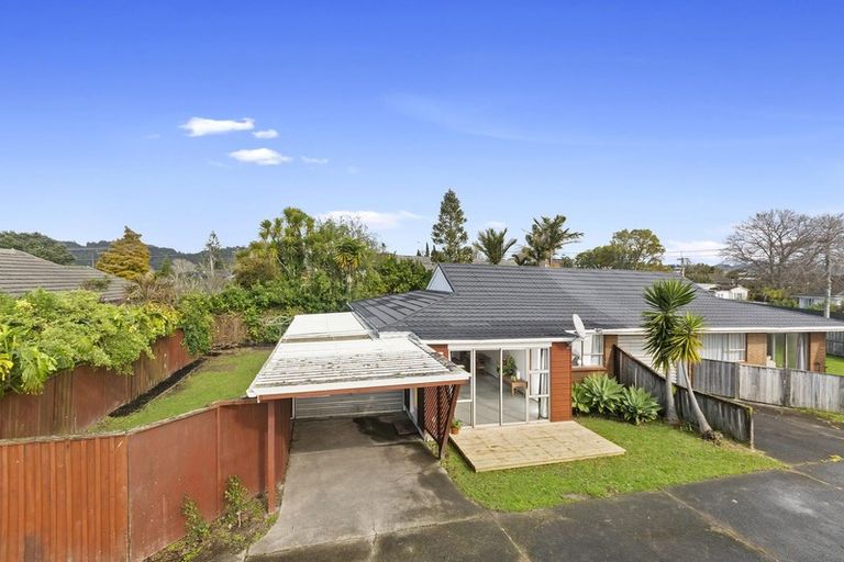 Photo of property in 120 Woodglen Road, Glen Eden, Auckland, 0602