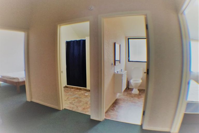 Photo of property in 2/3 Inverness Avenue, Hamilton East, Hamilton, 3216