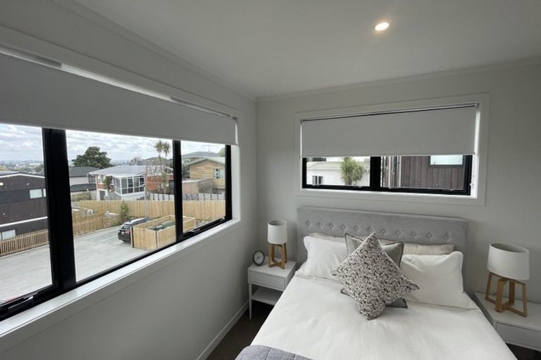 Photo of property in 1/8 James Laurie Street, Henderson, Auckland, 0612