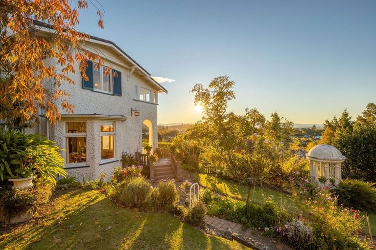 Photo of property in 40 Cleveland Terrace, Nelson, 7010