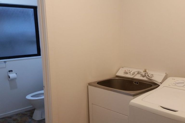 Photo of property in 2/3 Inverness Avenue, Hamilton East, Hamilton, 3216